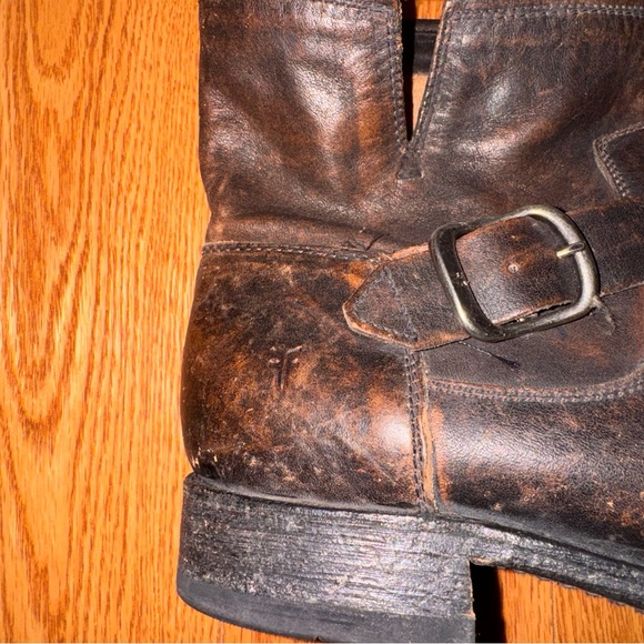 Frye genuine leather ankle boots - Picture 3 of 8